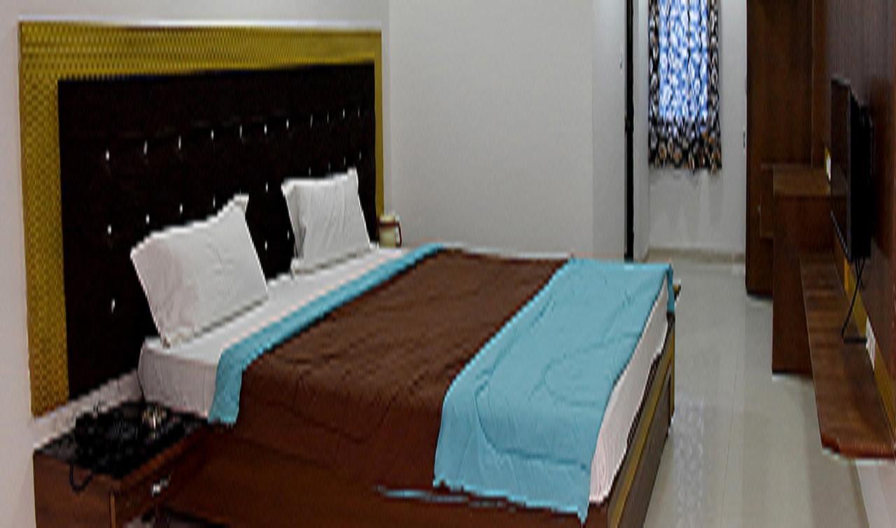 Hotel White Desert Bhuj Eksteriør billede